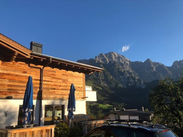 Stockis Mountaindestillerie - Appartements Leogang Exteriör bild